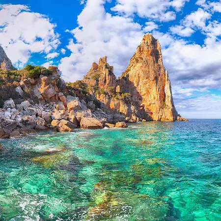 Beach Houses * בארי סארדו