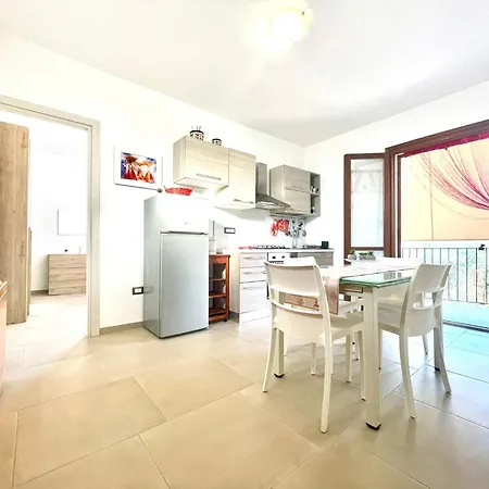 Beach Houses בארי סארדו